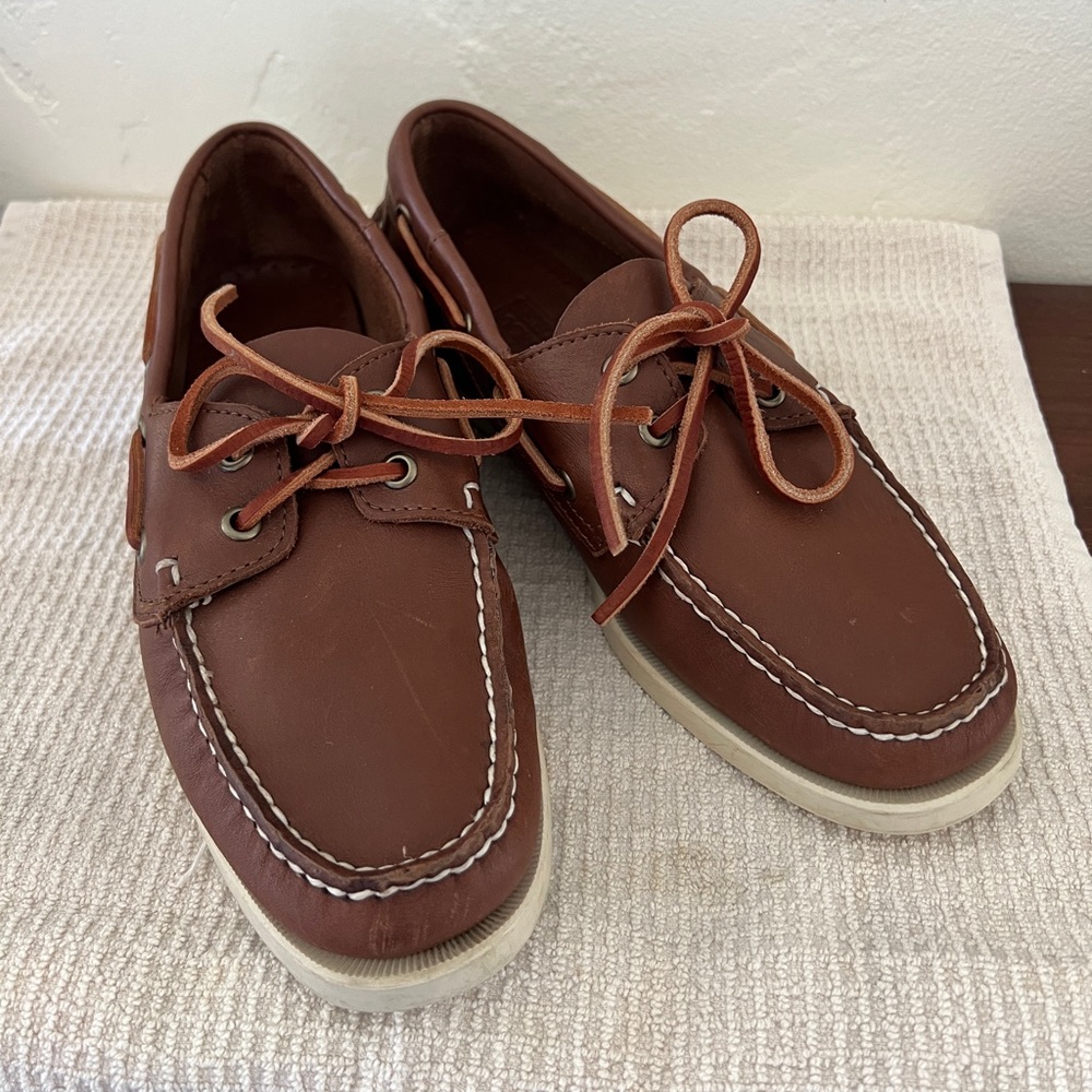 Sebago Docksides Women’s Litesides 2 Eye brown leather boat shoes loafers slip